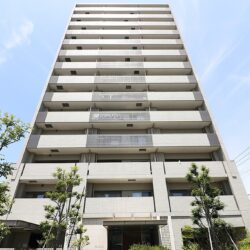 【即日案内可能♪】イニシア鶴見パークウエスト 南向き角部屋♪ ペット相談OK